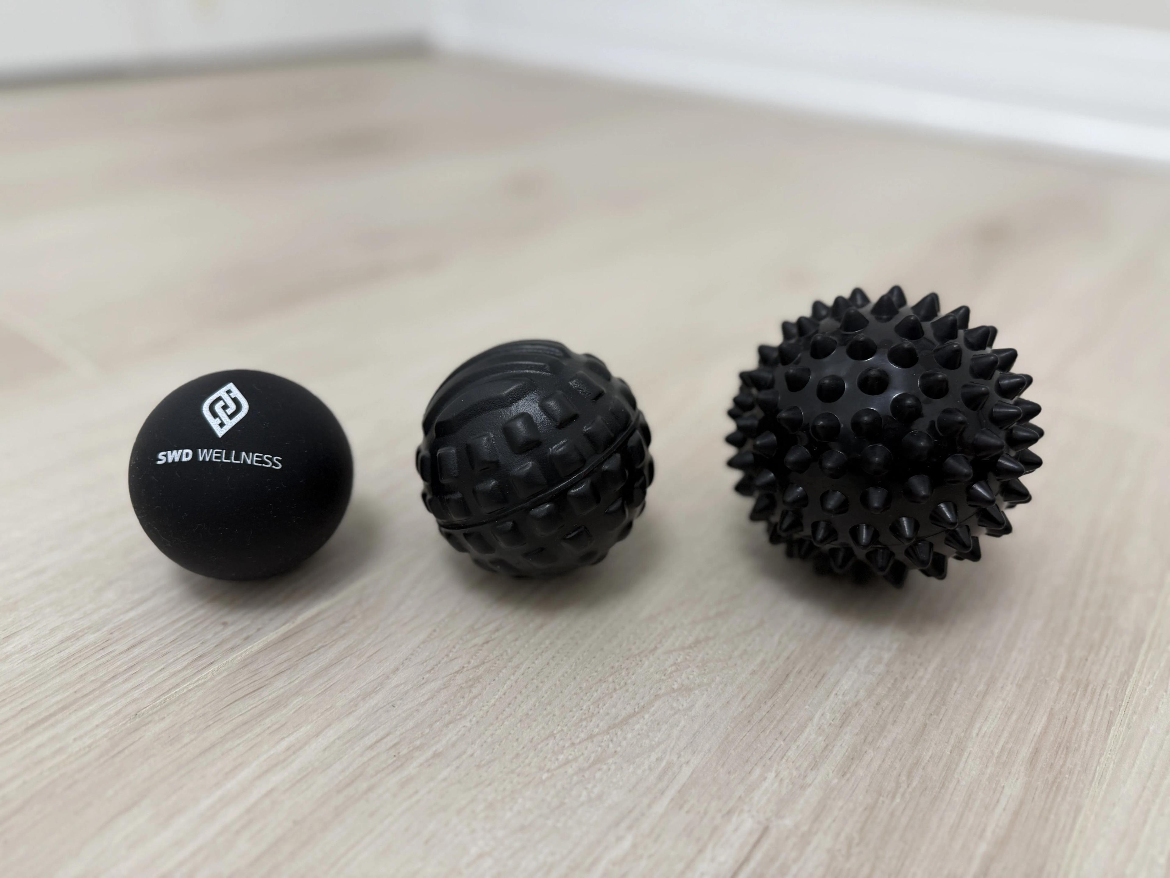 SWD Wellness Massage Ball Set - three massage balls in different textures